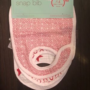 Brand new snap bibs